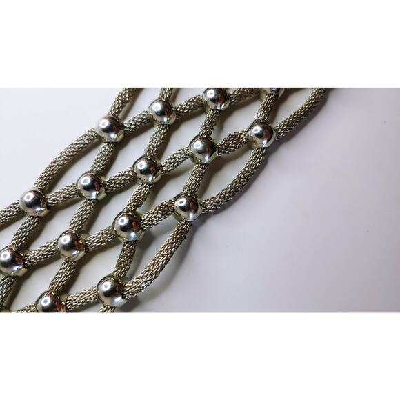 Chunky Bracelet Magnetic Silvertone Mesh Flower Modern 7.5" Flower-Pre Owned - Picture 2 of 16